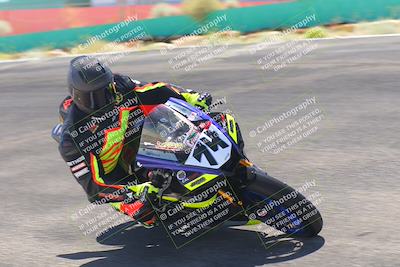 media/Jun-05-2022-WERA (Sun) [[64b01df28d]]/Race 13 senior superbike/